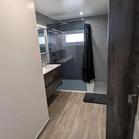 Appartamento T5 Meublé 110 M2 Neuf Proche Centre *